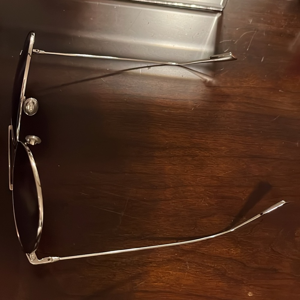 Authentic DIOR Sunglasses - Picture 4 of 7